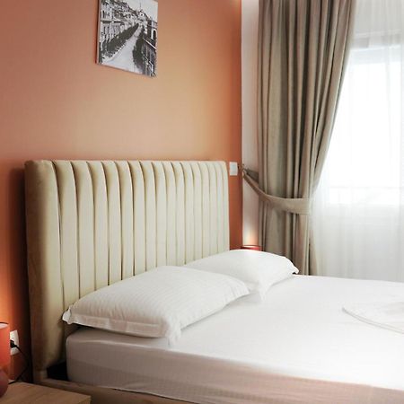 Hotel Luris Golem  Ngoại thất bức ảnh