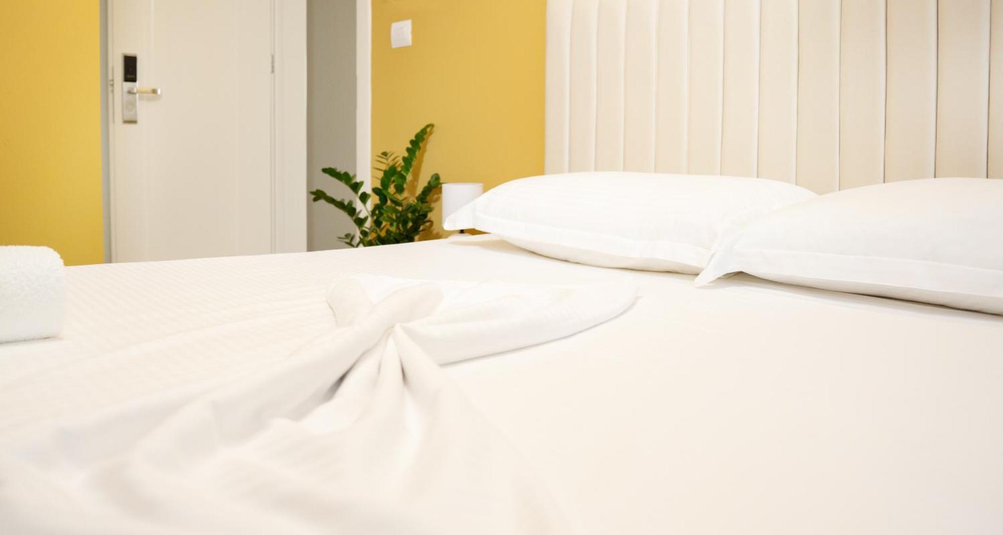 Hotel Luris Golem  Ngoại thất bức ảnh